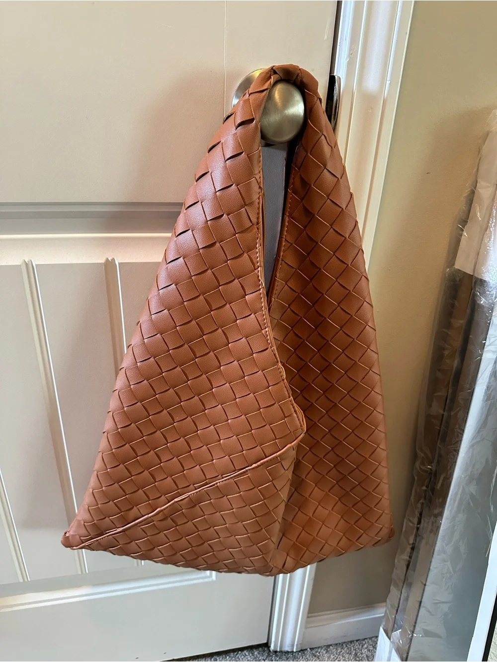 Woven Hobo Shoulder Bag in Cognac Brown
